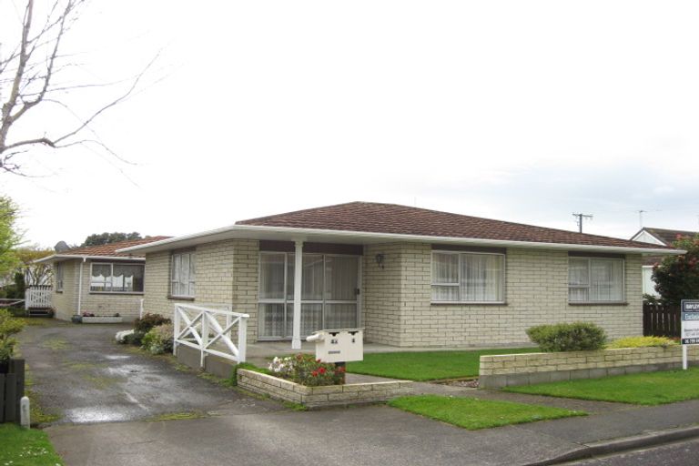 Photo of property in 4 Nursery Place, Westown, New Plymouth, 4310