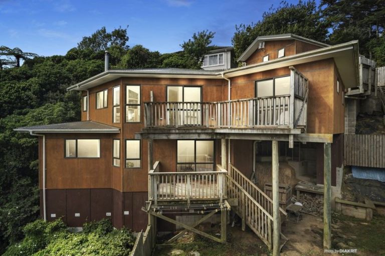 Photo of property in 36 Chesterton Street, Johnsonville, Wellington, 6037