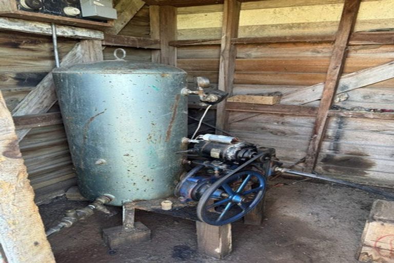 Photo of property in 250 South Road, Solway, Masterton, 5885