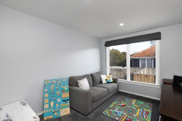 Photo of property in 88 Huatoki Street, Vogeltown, New Plymouth, 4310