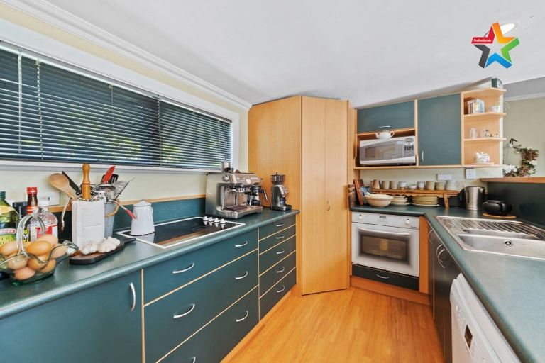 Photo of property in 2a Pharazyn Street, Melling, Lower Hutt, 5010