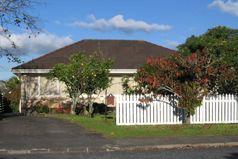 Photo of property in 59 Angelo Avenue, Howick, Auckland, 2014