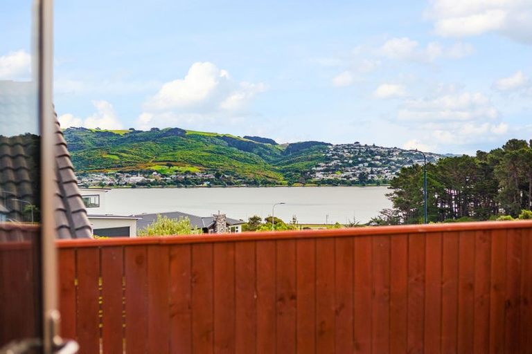 Photo of property in 16 Frances Brown Avenue, Aotea, Porirua, 5024