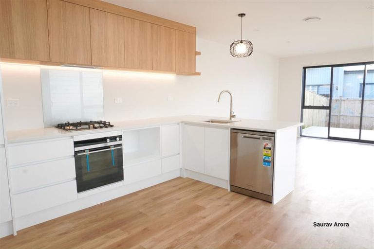 Photo of property in 26 Combat Street, Papakura, 2110