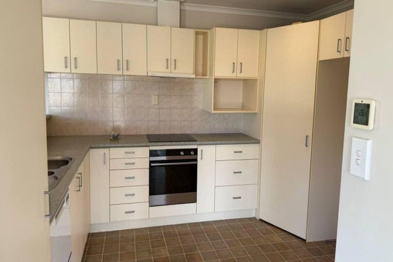 Photo of property in 33 Blue Heron Rise, Stanmore Bay, Whangaparaoa, 0932