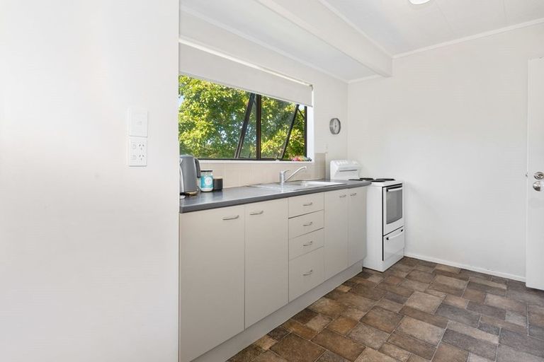 Photo of property in 21 Thebes Street, Pomare, Rotorua, 3015