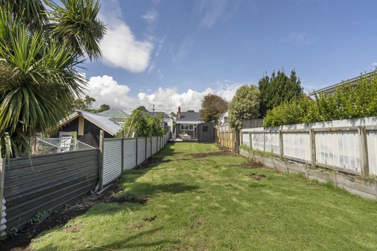 Photo of property in 163 Lemon Street, Strandon, New Plymouth, 4312
