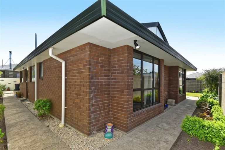 Photo of property in 1 Boston Avenue, Hornby, Christchurch, 8042