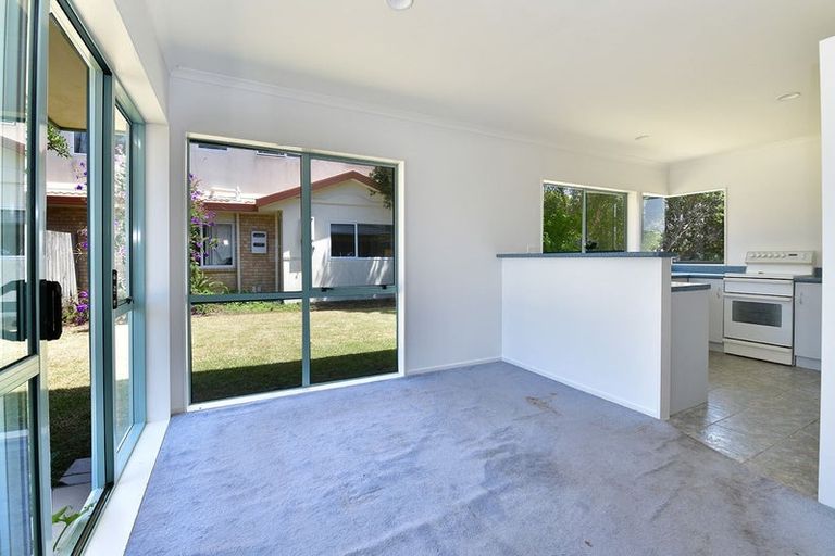 Photo of property in 81 Alec Craig Way, Gulf Harbour, Whangaparaoa, 0930