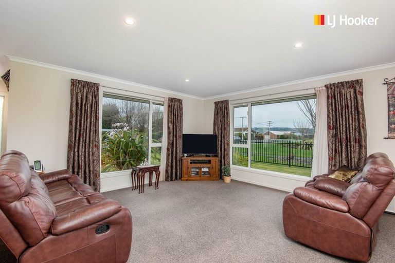 Photo of property in 8 Centre Street, Mosgiel, 9024