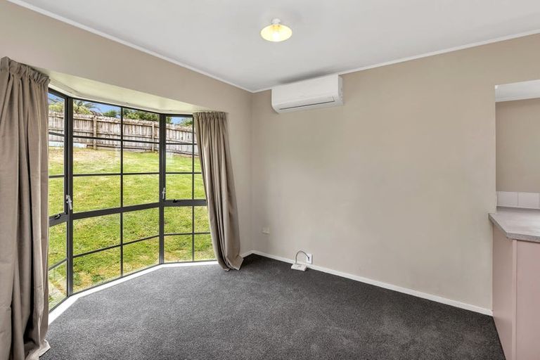 Photo of property in 2/79 Station Road, Te Kamo, Whangarei, 0112