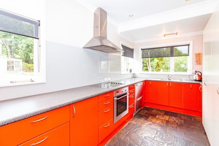 Photo of property in 31 Mount View Road, Bastia Hill, Whanganui, 4500