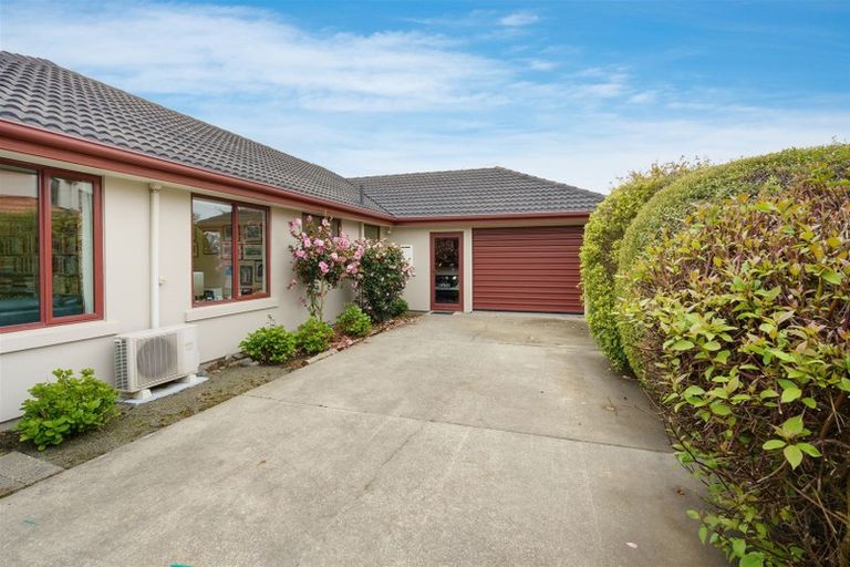 Photo of property in 70 Milns Road, Halswell, Christchurch, 8025