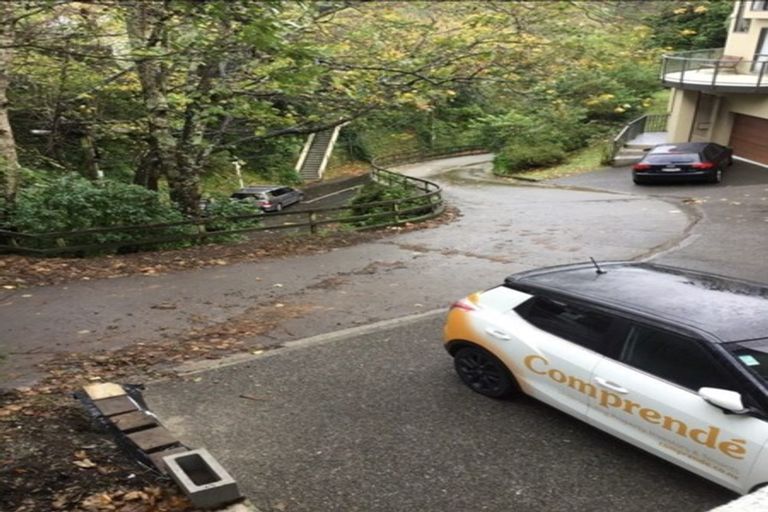 Photo of property in 9 Bank Road, Northland, Wellington, 6012