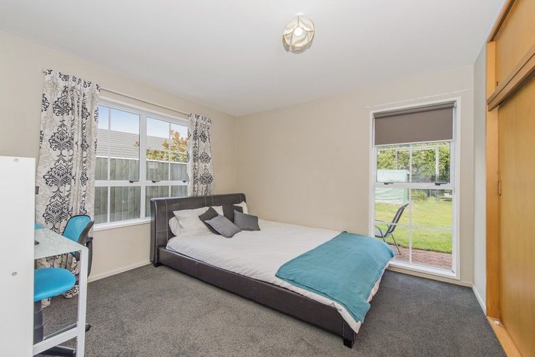 Photo of property in 65 Anglesea Avenue, Parklands, Christchurch, 8083