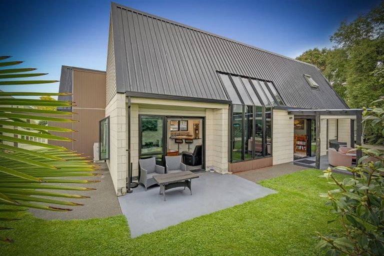 Photo of property in 5 Waddell Lane, Avondale, Christchurch, 8061