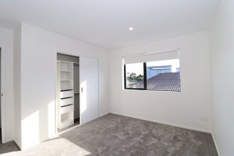 Photo of property in 8 Britannia Place, Half Moon Bay, Auckland, 2012