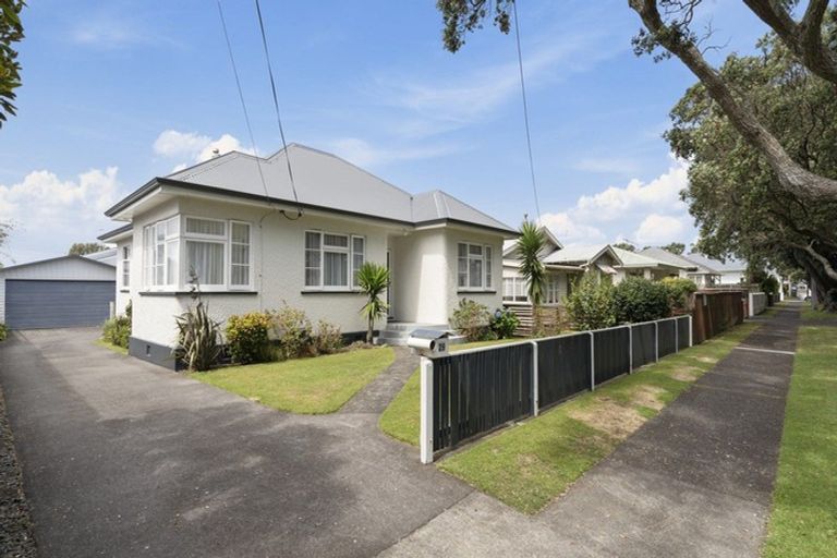 Photo of property in 29 Richmond Street, Fitzroy, New Plymouth, 4312