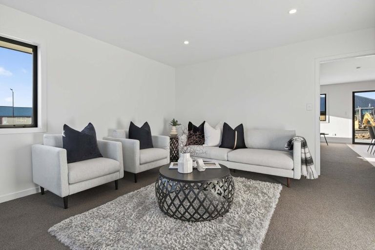 Photo of property in 15 Silverwood Lane, Leamington, Cambridge, 3495