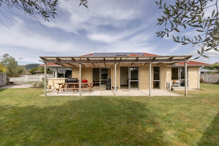 Photo of property in 14 Kinder Place, Ngongotaha, Rotorua, 3010