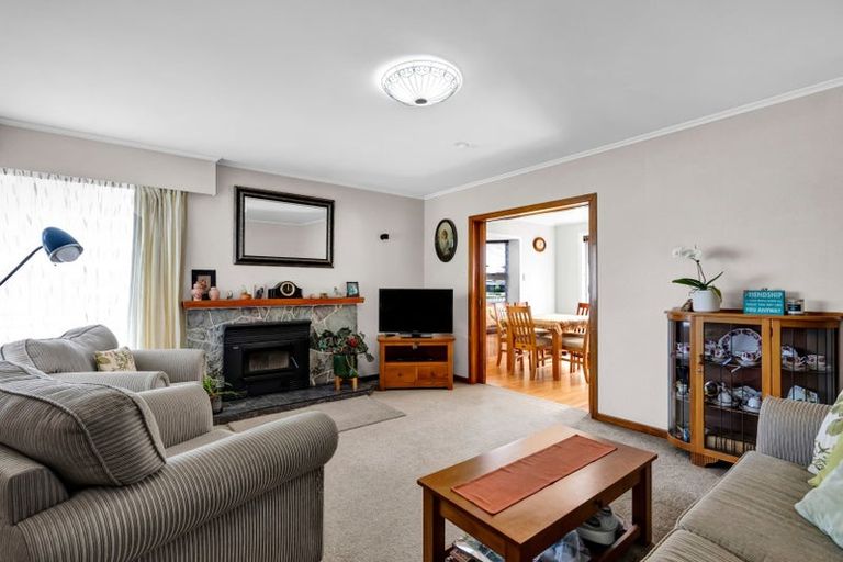 Photo of property in 239 Mangorei Road, Merrilands, New Plymouth, 4312