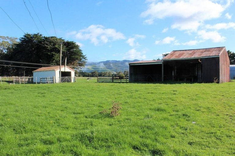 Photo of property in 156 Ross Road, Maharahara, Dannevirke, 4972