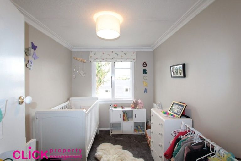 Photo of property in 104 Easther Crescent, Kew, Dunedin, 9012