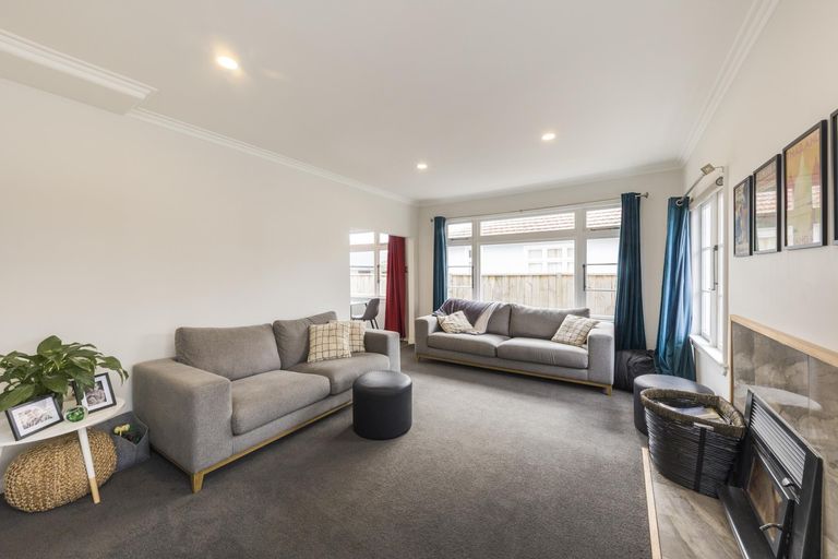 Photo of property in 36 Botanical Road, Takaro, Palmerston North, 4412