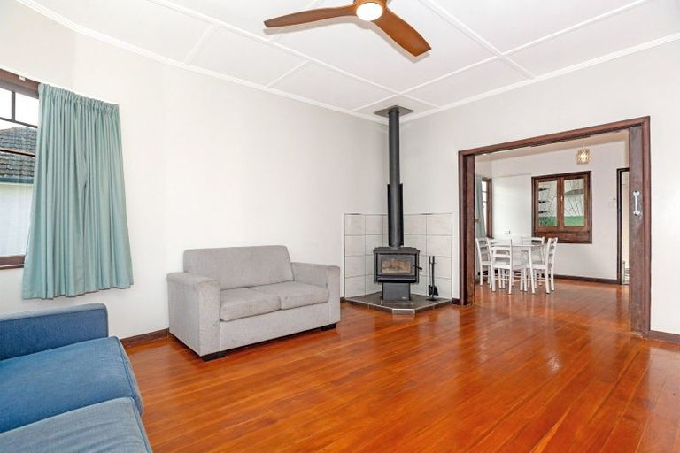 Photo of property in 37 Muir Street, Te Hapara, Gisborne, 4010