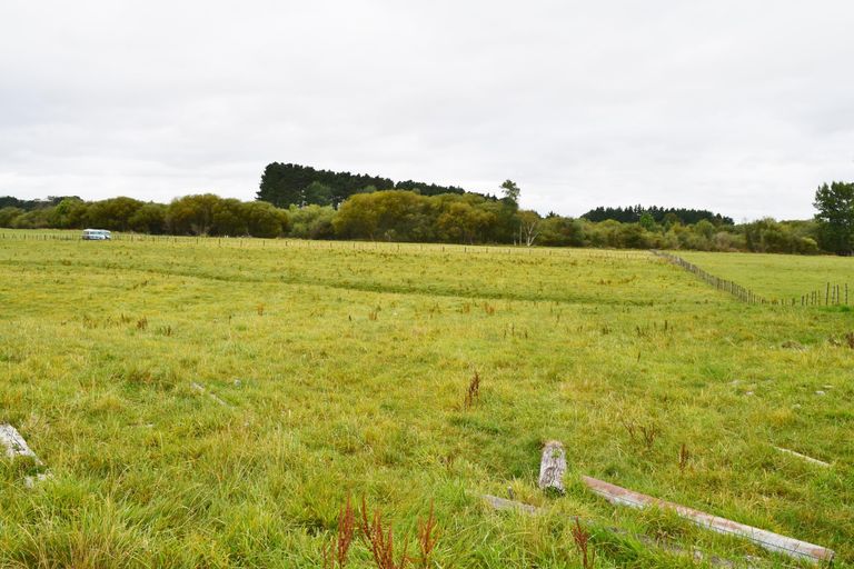 Photo of property in 214 Pukemiku Road, Mangamutu, Pahiatua, 4983