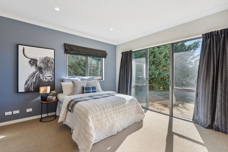 Photo of property in 9 Waitaheke Road, Te Horo, Otaki, 5581