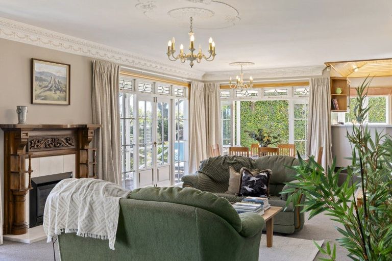 Photo of property in 70 Shepherd Road, Waipahihi, Taupo, 3330