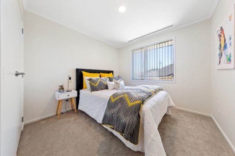 Photo of property in 24 Hillpark Drive, Pokeno, 2402