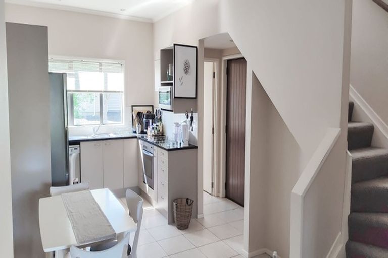 Photo of property in 7 Skip Lane, East Tamaki, Auckland, 2013