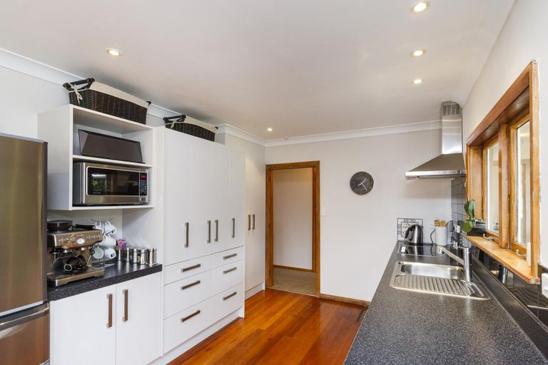 Photo of property in 67 Keeling Street, West End, Palmerston North, 4412