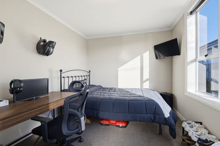 Photo of property in 5 Hargest Crescent, Saint Kilda, Dunedin, 9012