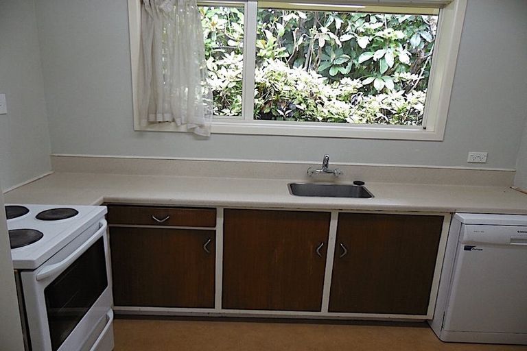 Photo of property in 53 Middlepark Road, Sockburn, Christchurch, 8042