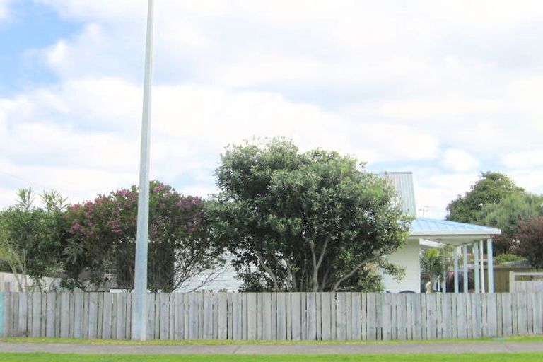 Photo of property in 642a Papamoa Beach Road, Papamoa Beach, Papamoa, 3118