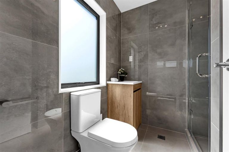 Photo of property in 20 Piringa Road, Pukekohe, 2120