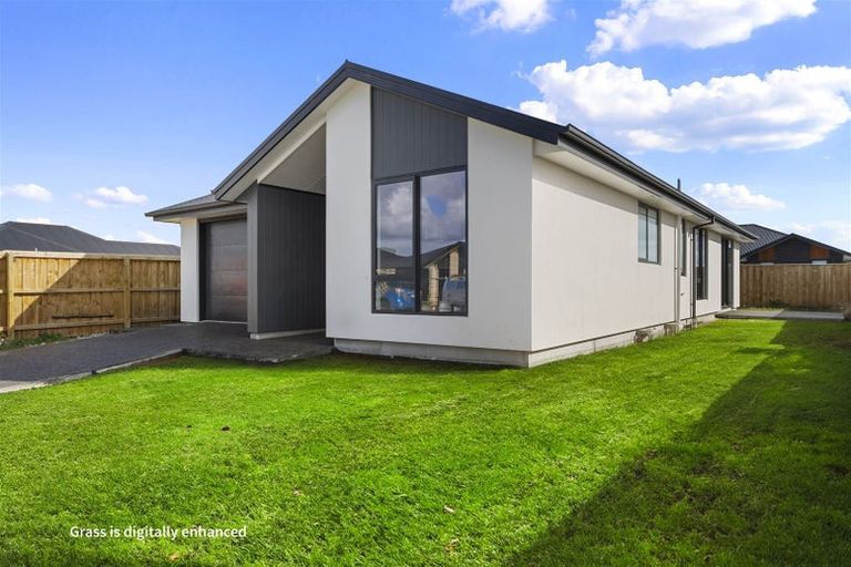 Photo of property in 11 Henshaw Street, Woodend, 7610