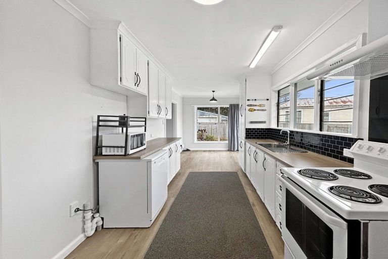 Photo of property in 79a Ngatai Street, Manaia, 4612