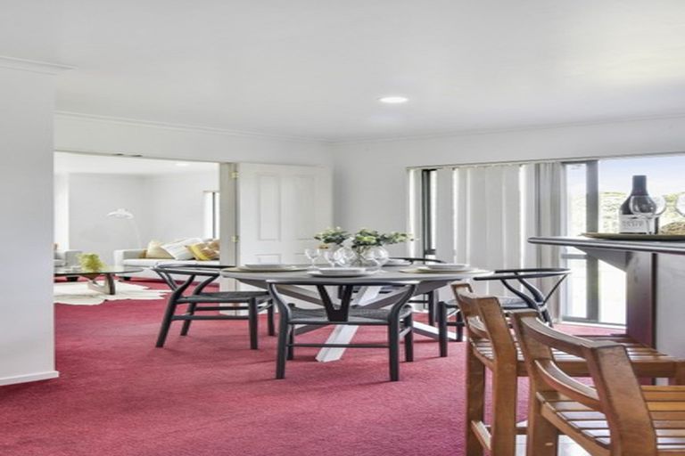 Photo of property in 1 Samara Place, Clendon Park, Auckland, 2103