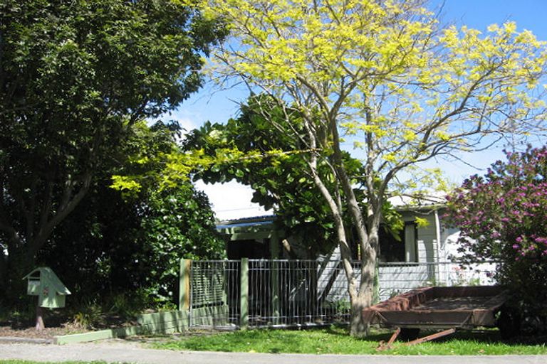 Photo of property in 2 Gipps Street, Atawhai, Nelson, 7010