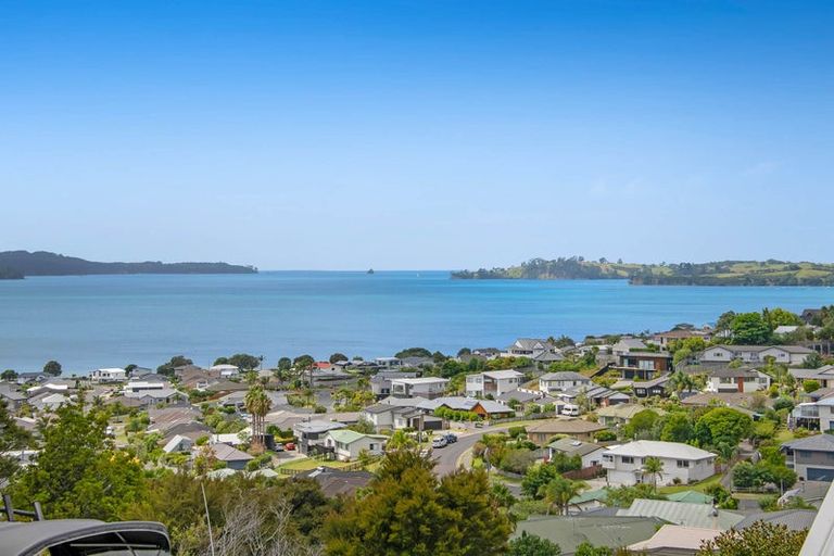 Photo of property in 28 Brampton Road, Snells Beach, 0920