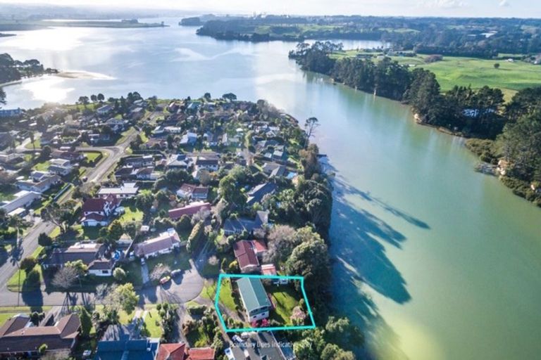 Photo of property in 7 Cherry Place, Waiuku, 2123