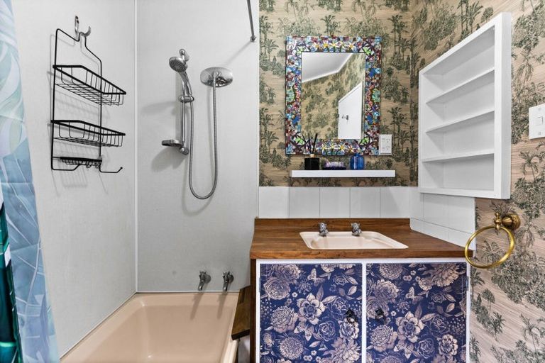 Photo of property in 1/114 Park Road South, Akina, Hastings, 4122