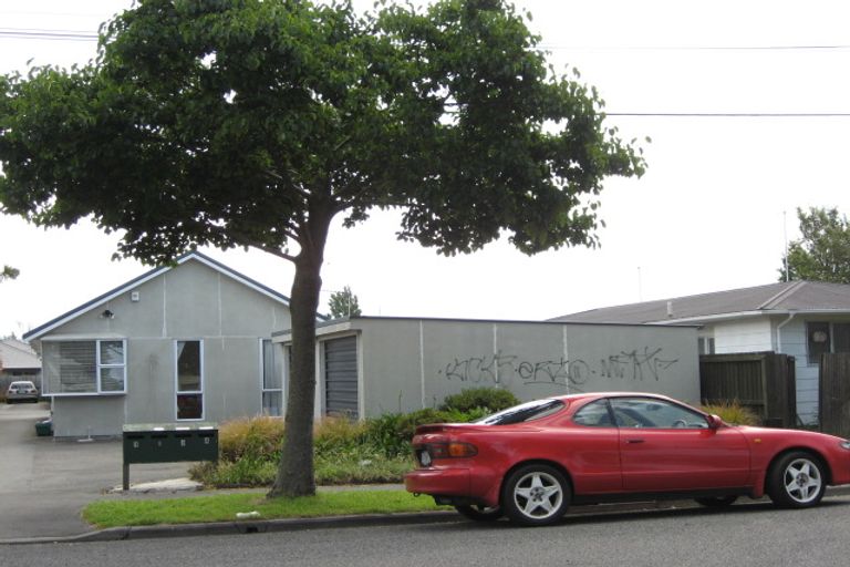 Photo of property in 2/13 Allard Street, Edgeware, Christchurch, 8013
