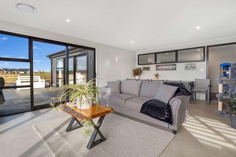 Photo of property in 12 Meadowlands Green, Allenton, Ashburton, 7700