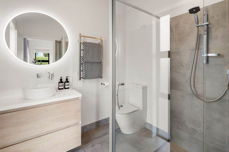 Photo of property in 15 Fraser Road, Pokeno, 2471