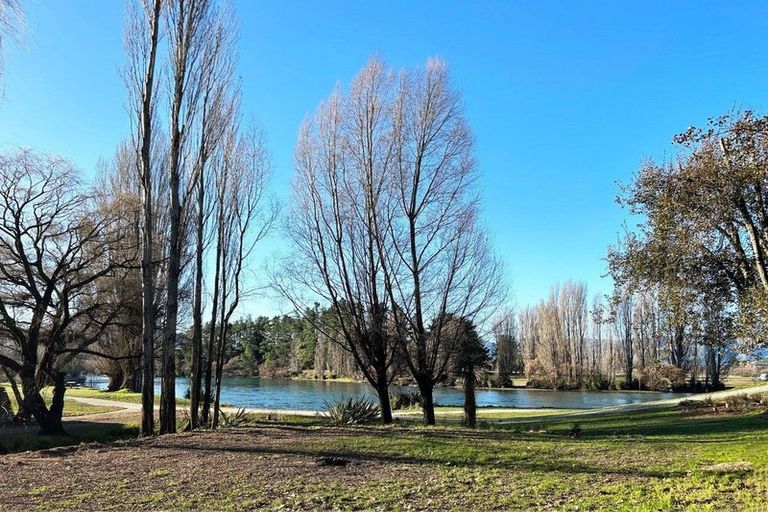 Photo of property in 72 Alison Avenue, Albert Town, Wanaka, 9305